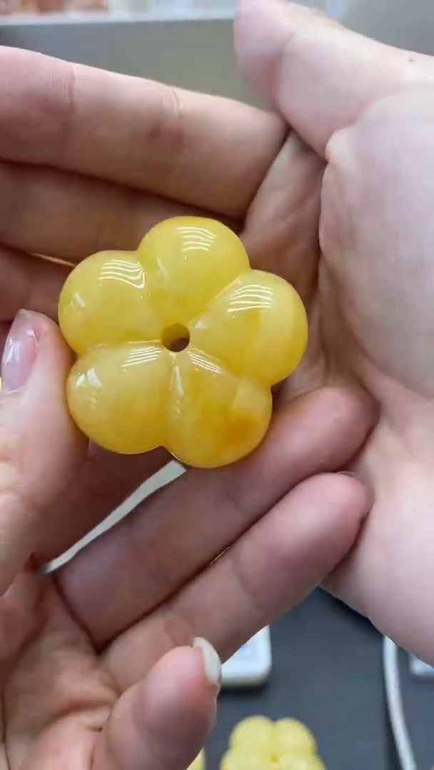 琥珀未镶嵌珠宝奇石2779