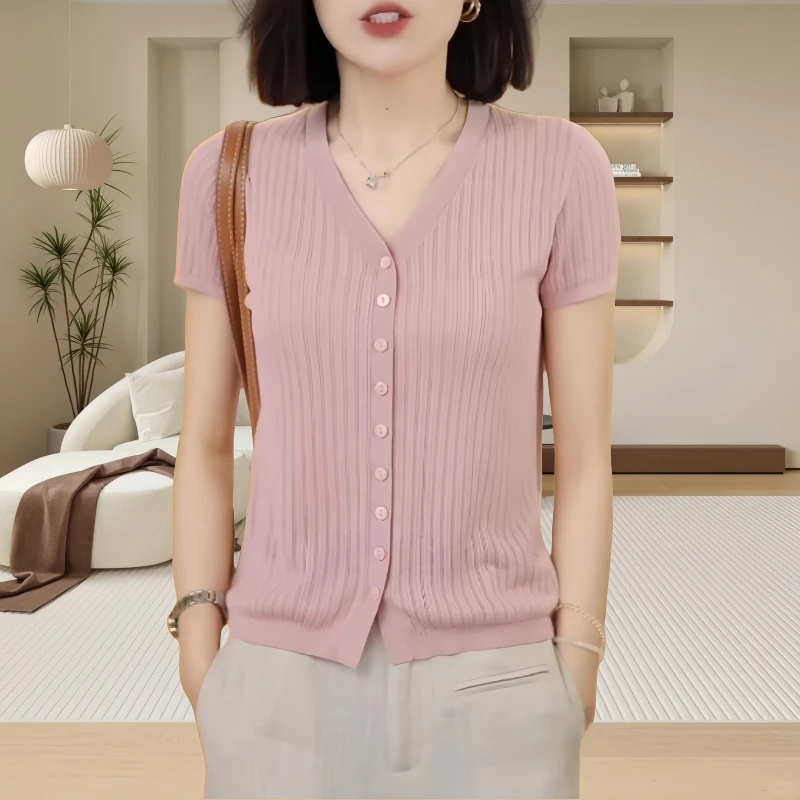 2025年夏季高端洋气时尚上衣女别致洋气V减龄百搭短袖针织女