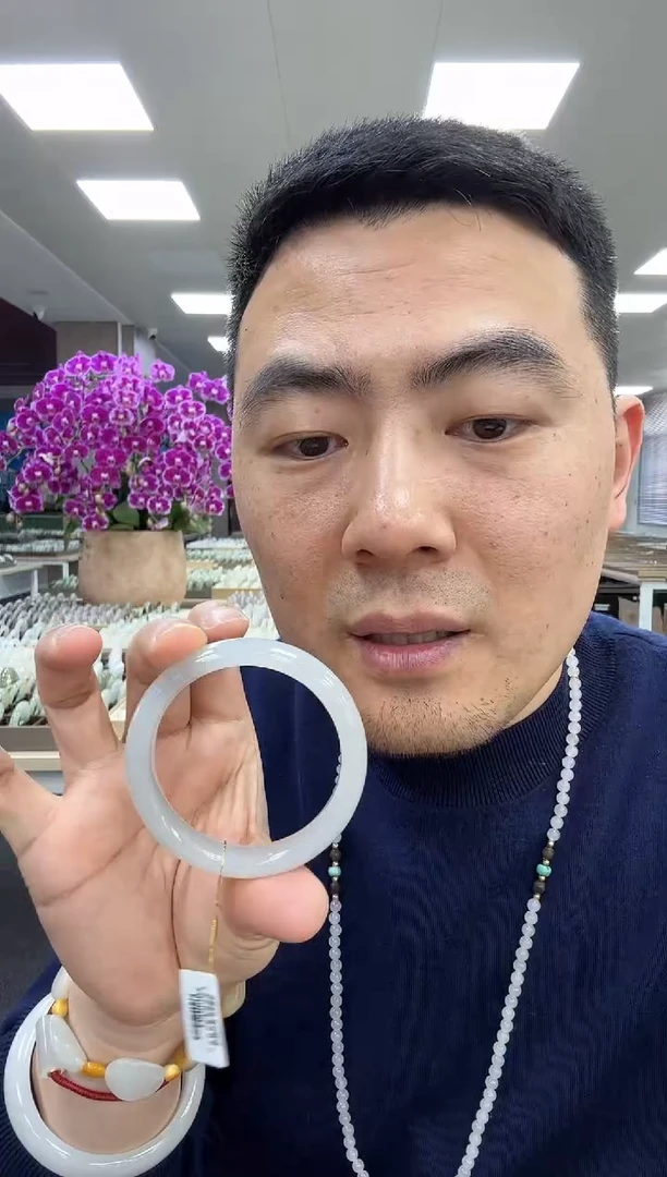 未镶嵌手镯和田玉紫白51-52  54-55  57-58备注圈口