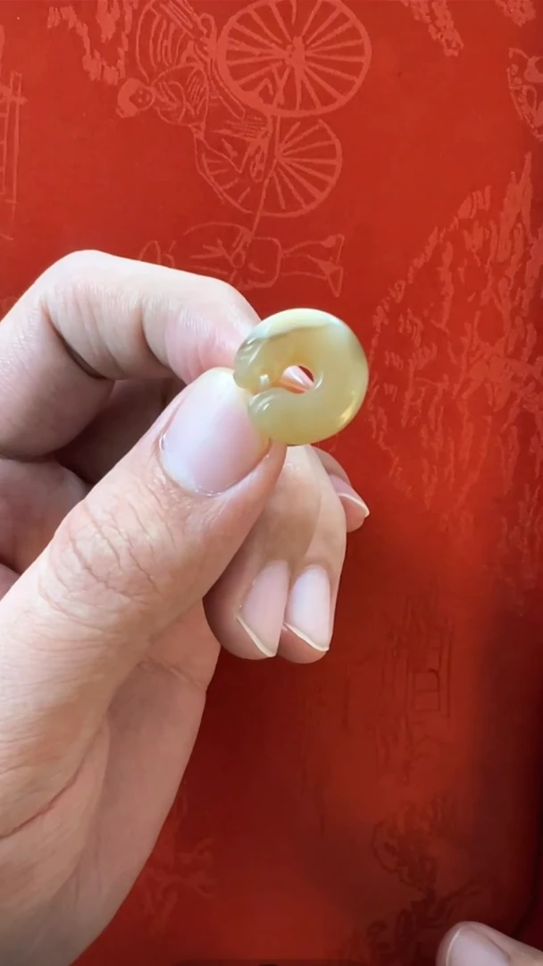 未镶嵌和田玉挂件新疆且末糖玉猪龙配饰