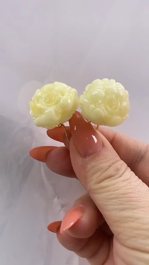 琥珀颈饰未镶嵌耳环