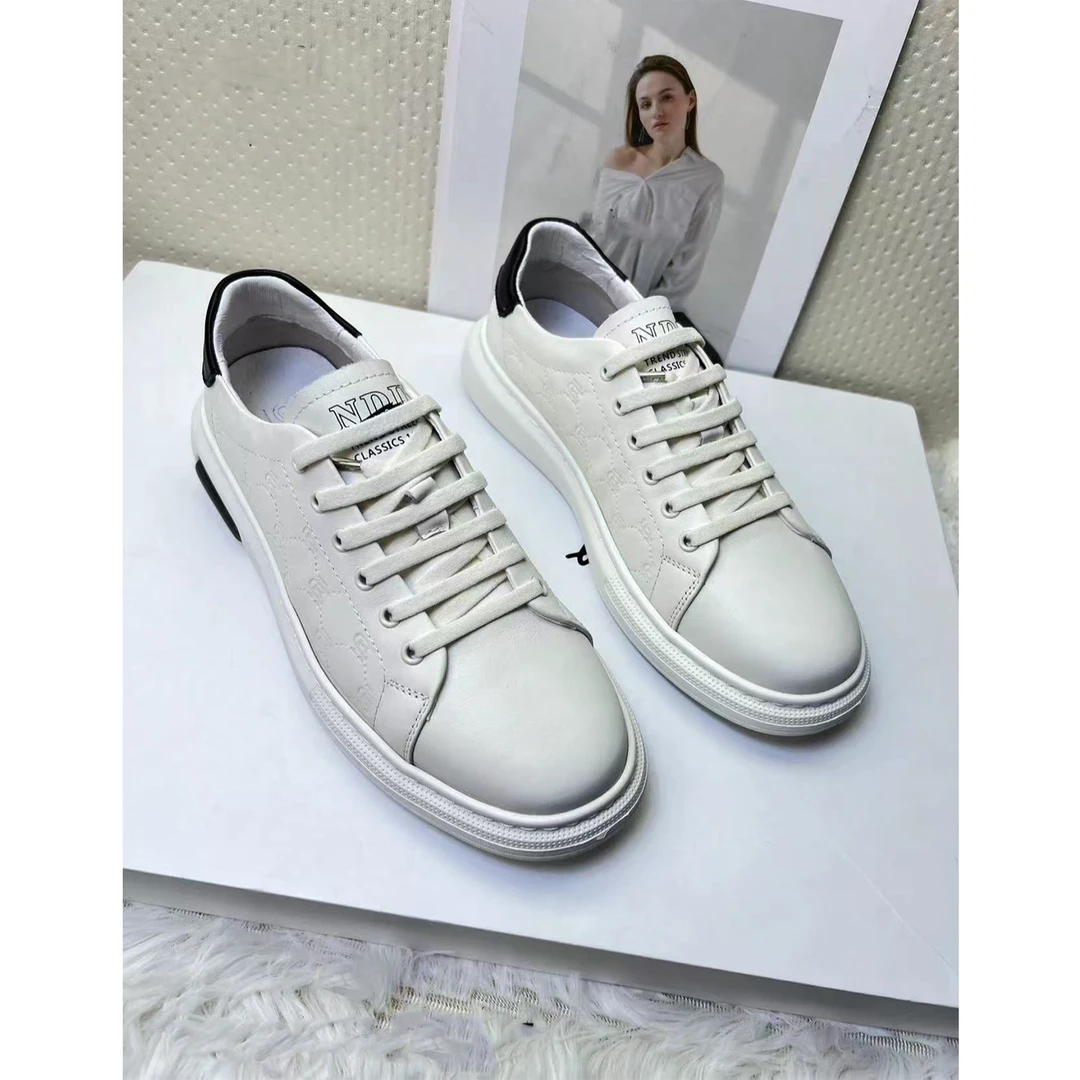 新款白搭休闲黑尾小白鞋男23016-2