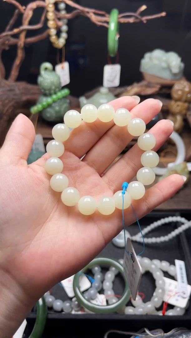 手串未镶嵌和田玉卡12若羌浅黄 圆珠9010737