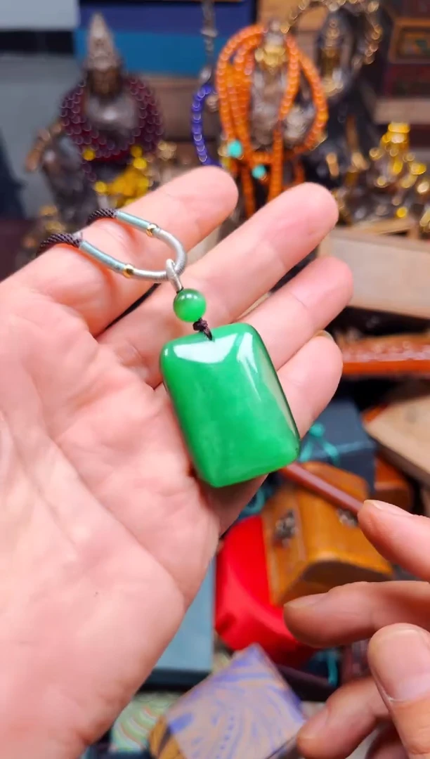 和田玉未镶嵌颈饰安哥精品专属精选链接39