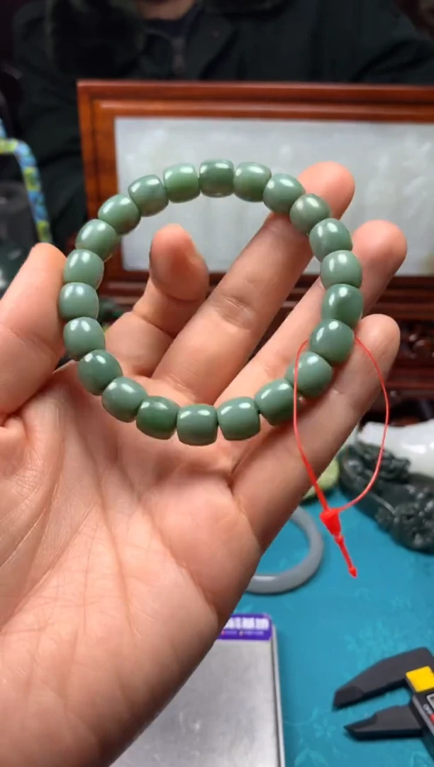 颈饰未镶嵌和田玉拍一发一