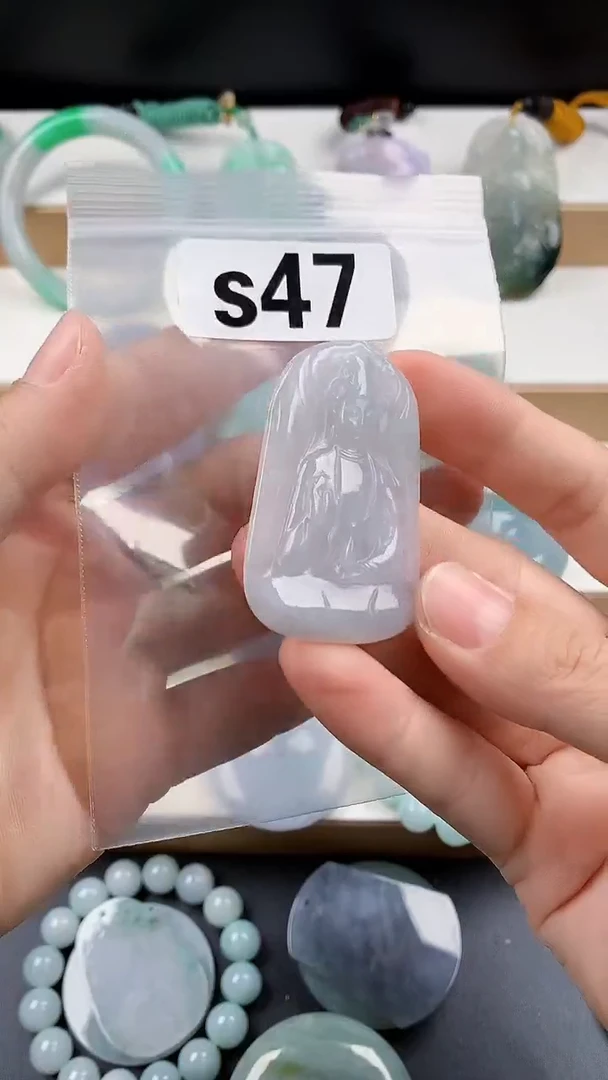 颈饰未镶嵌翡翠天然翡翠吊坠挂件