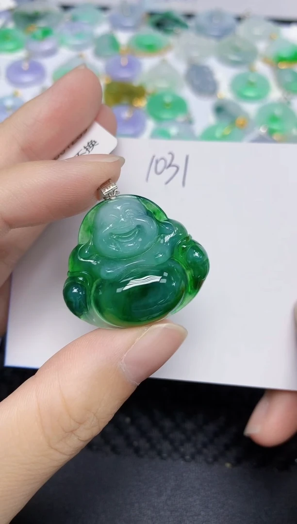 翡翠18K金镶嵌颈饰天然缅甸翡翠A货