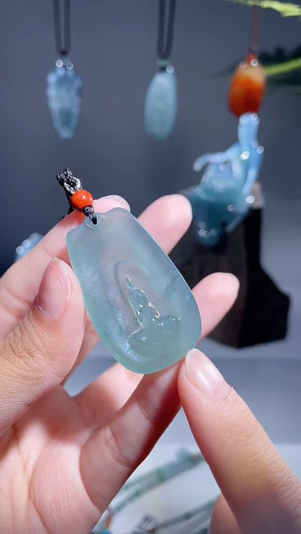 颈饰未镶嵌翡翠悟道