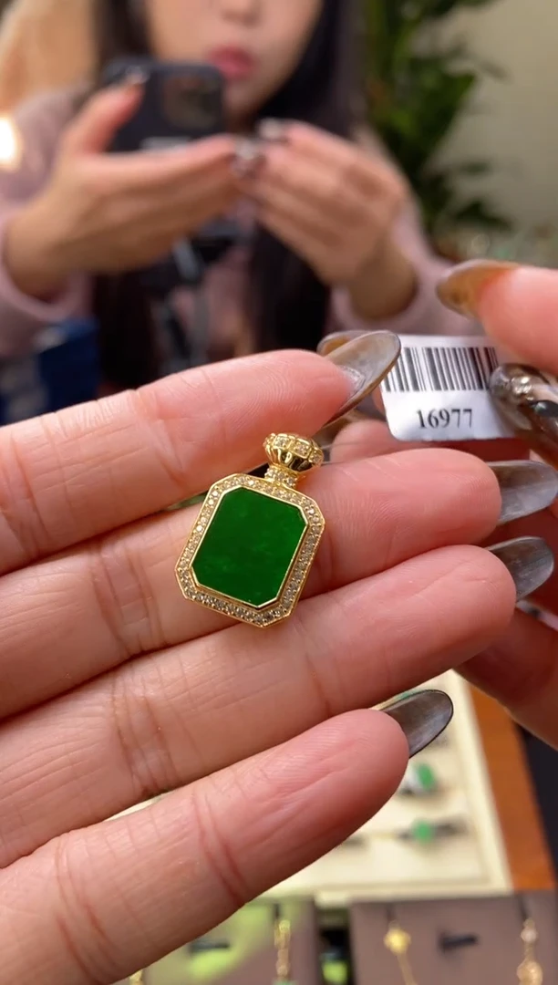 颈饰银S925镶嵌翡翠16977