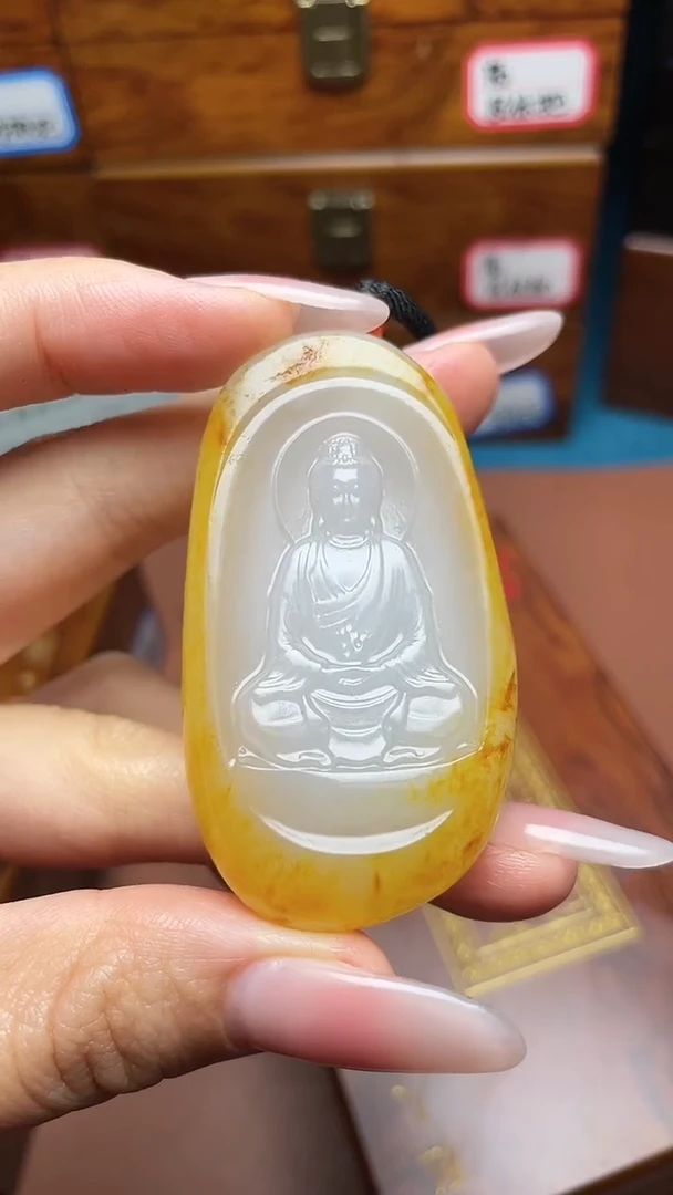 未镶嵌和田玉挂件和田玉