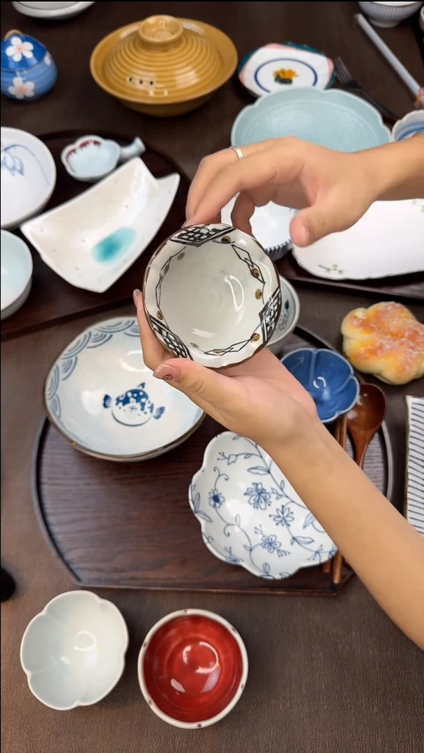 瓷（手绘菱格纹）味碟