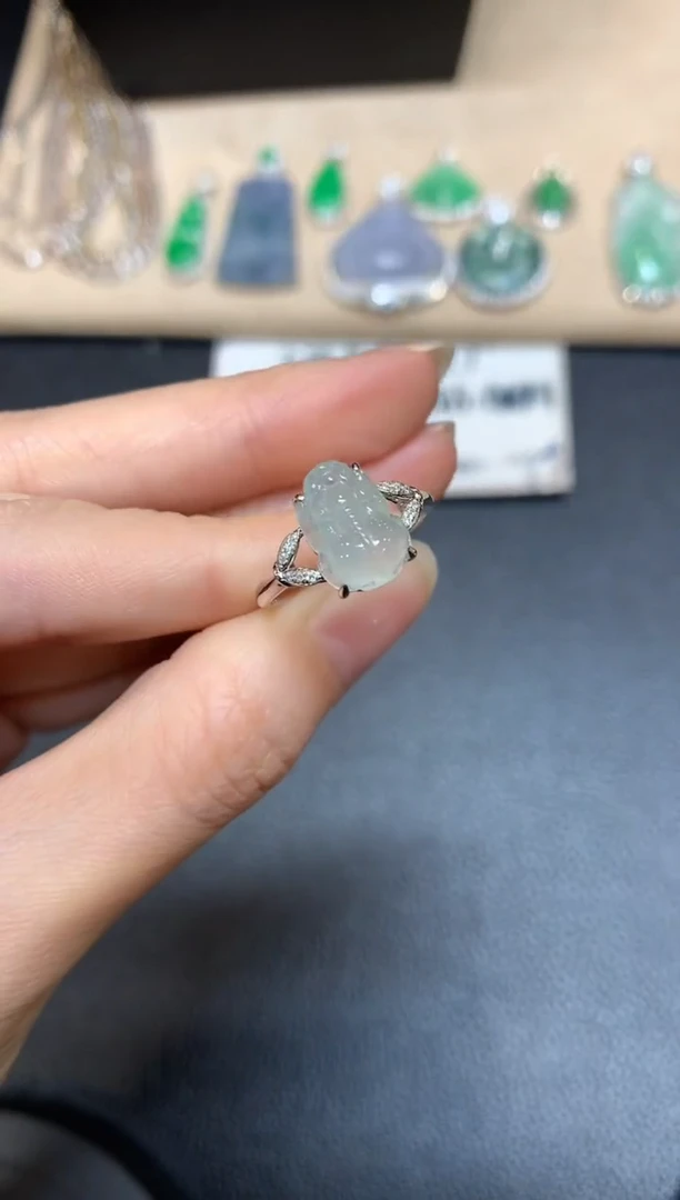 【闪购商品】翡翠戒指18K金镶嵌【无服务费