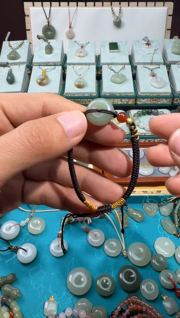 【闪购商品】和田玉手链未镶嵌手链