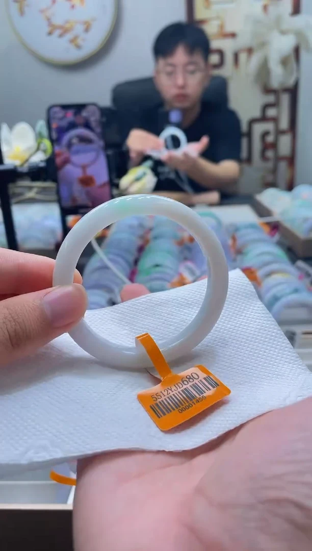 未镶嵌手镯翡翠09-56