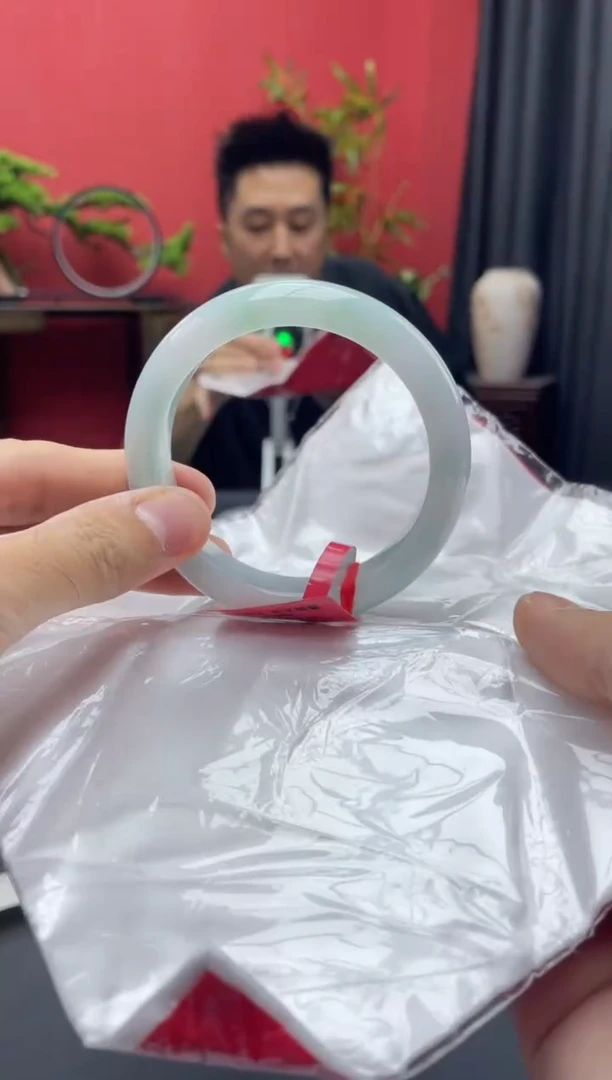 未镶嵌手镯翡翠3