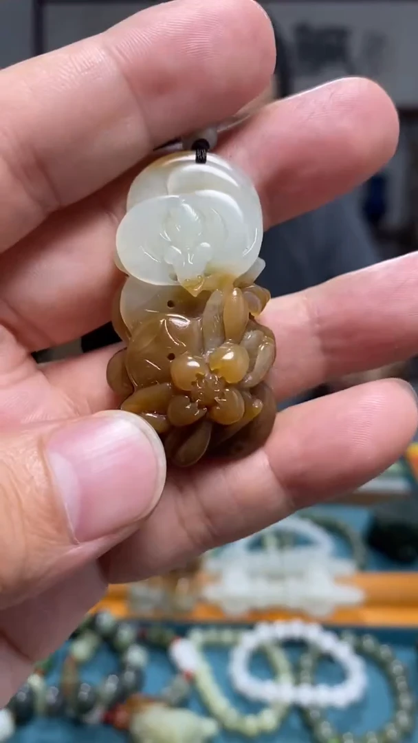 颈饰未镶嵌和田玉42