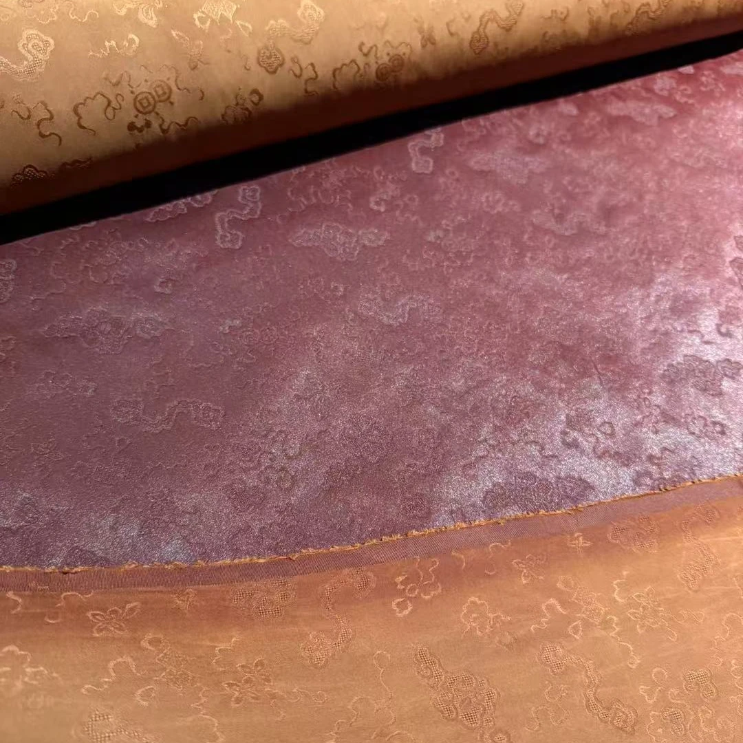 【莨丝智友】[祥云如意]古法桑波缎提花带罗孔红云纱 0.5米 lxz1213