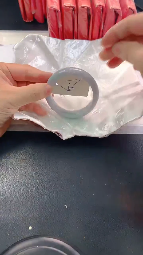 未镶嵌手镯翡翠245