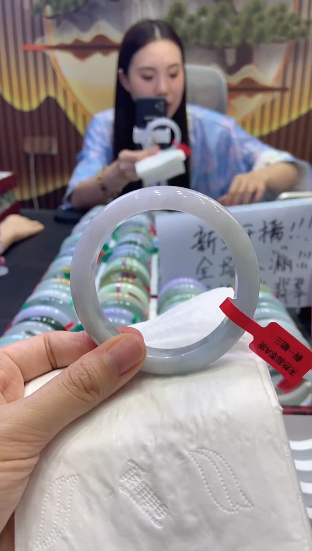 未镶嵌手镯翡翠00008306