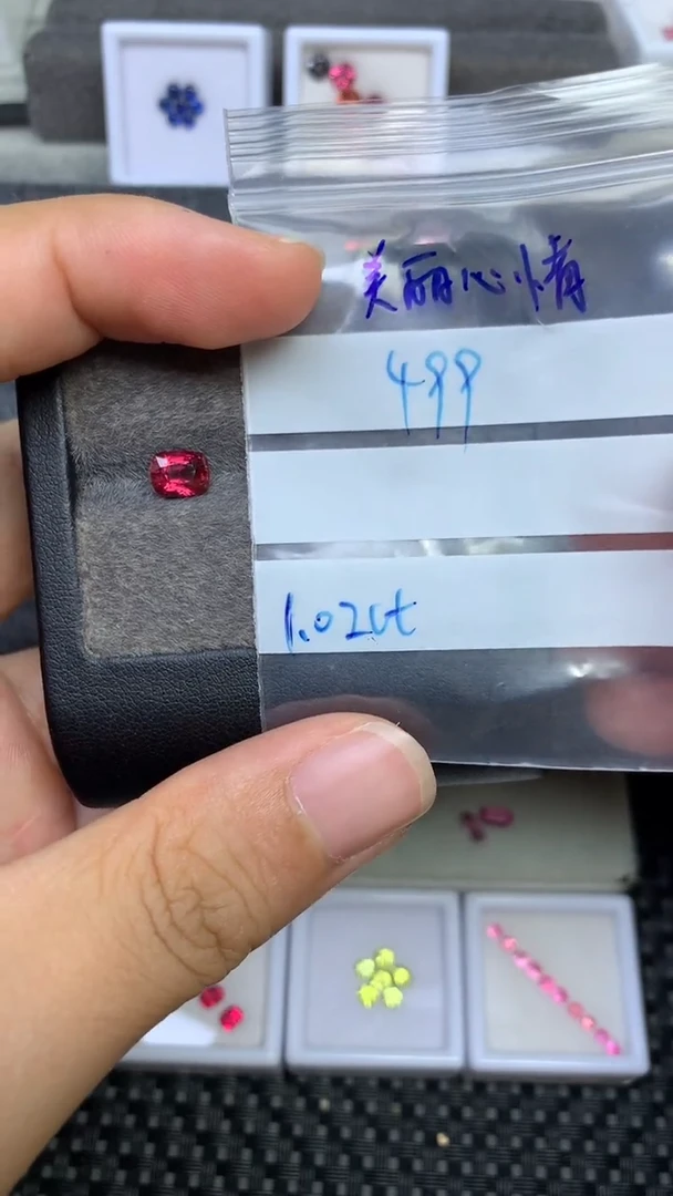 裸石尖晶石美**情缅甸天然尖晶石