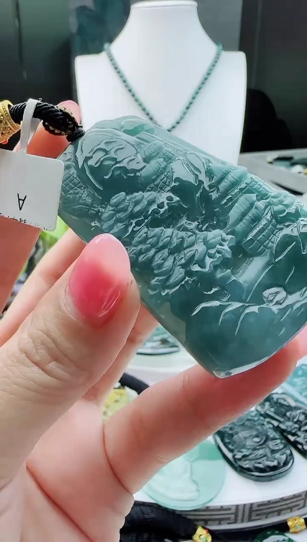 【闪购商品】翡翠颈饰未镶嵌多样性随机一件发货