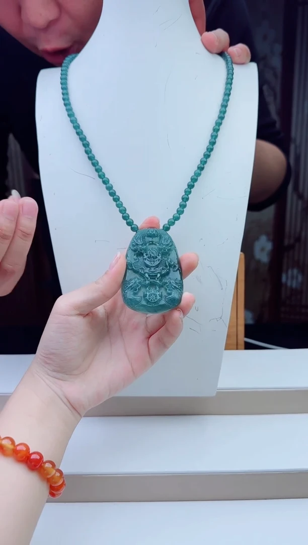 颈饰未镶嵌翡翠多样性随机一件发货