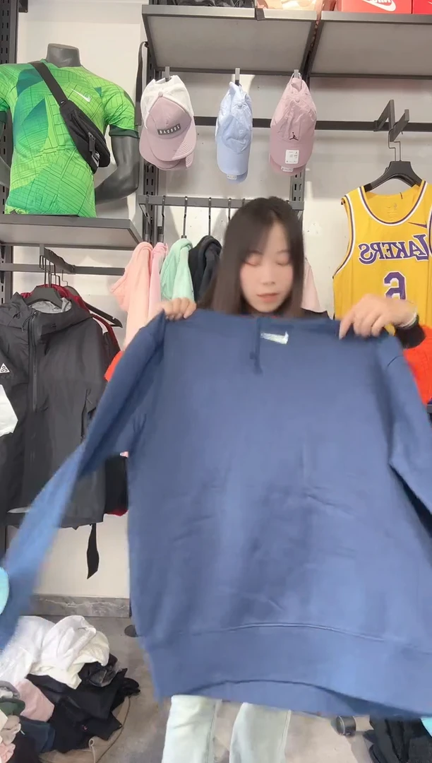 1110     编码 瑕疵款直播间过款为准 尺码M170