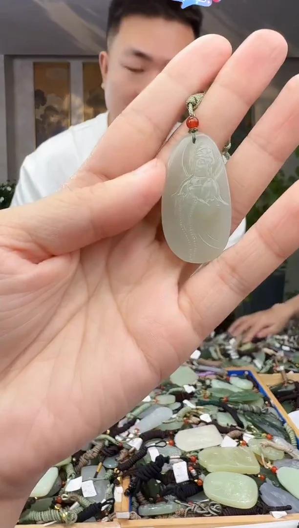 未镶嵌和田玉挂件拍一发一