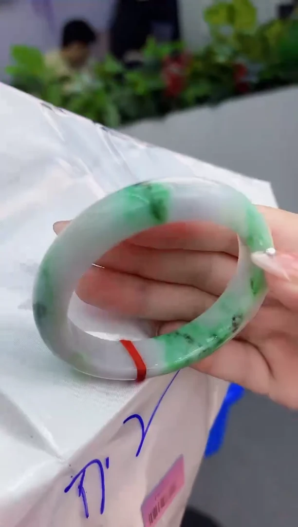 【闪购商品】翡翠手镯未镶嵌翡翠手镯