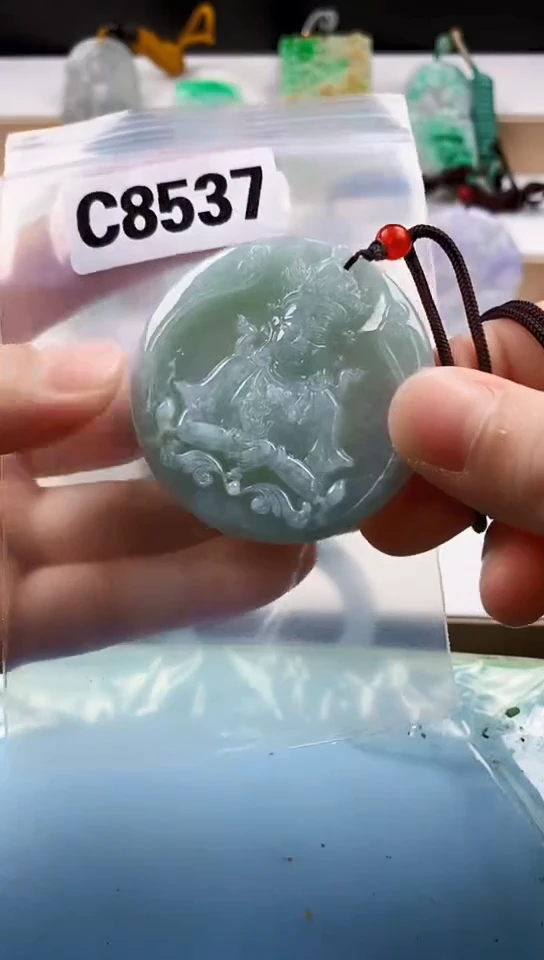 翡翠未镶嵌颈饰天然翡翠吊坠挂件