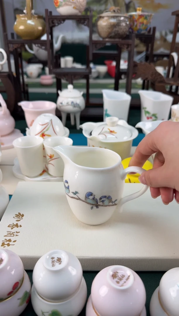 【闪购商品】瓷器 ······.......