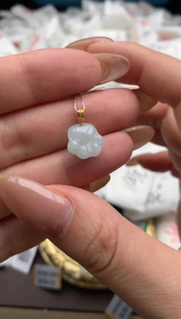 【闪购商品】翡翠颈饰18K金镶嵌 一