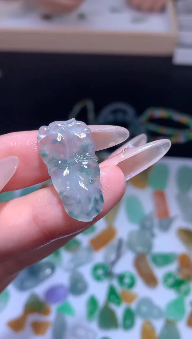 未镶嵌定制翡翠叶子