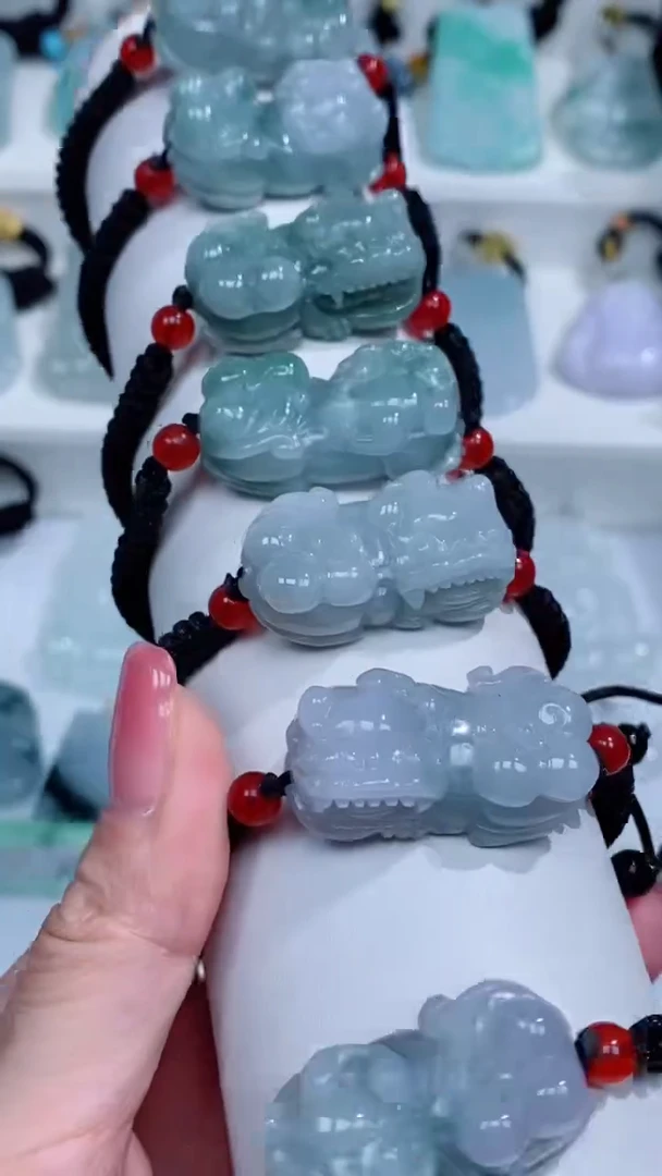 翡翠未镶嵌颈饰手绳吊坠团购多样性发一件