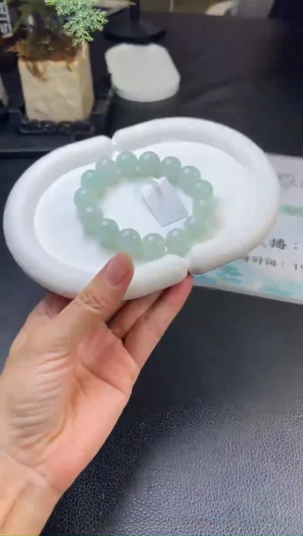 未镶嵌挂件翡翠发一件CH136