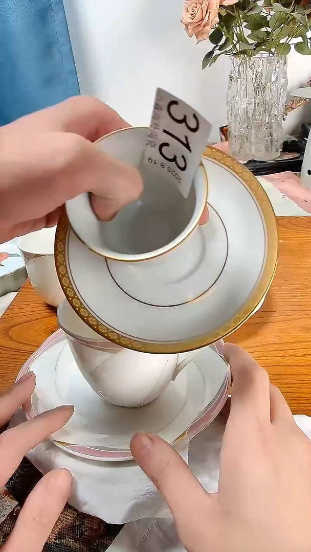 瓷片精****Z小淼海外陶瓷工艺品