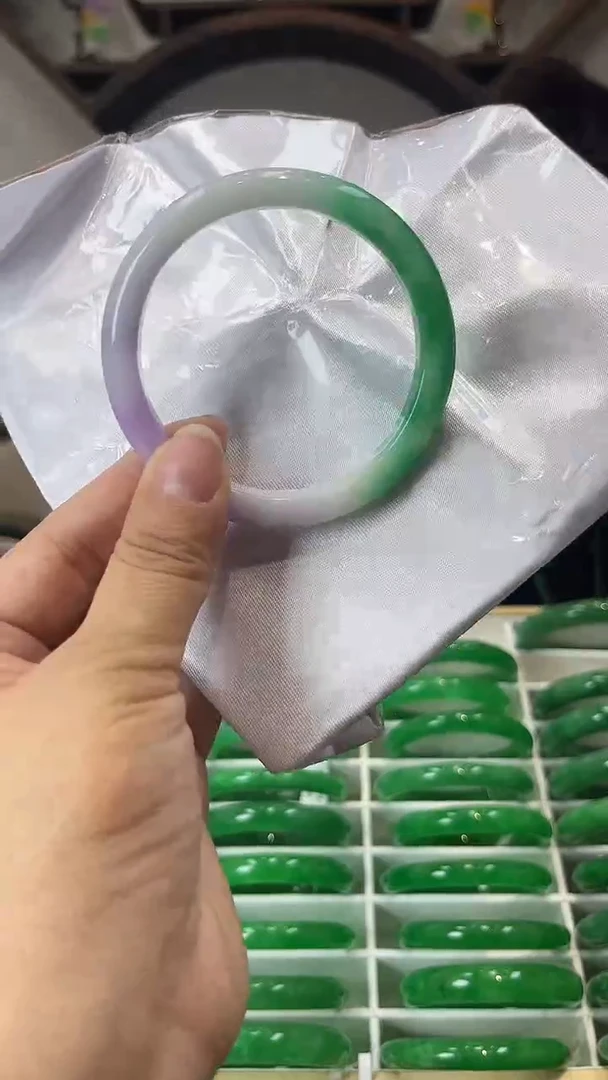 【闪购商品】砖雕闪14圈口59  独货手镯