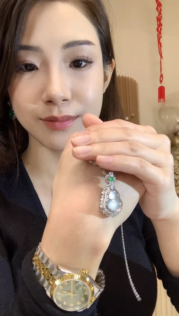 吊坠(不含链)18K金镶嵌翡翠S48