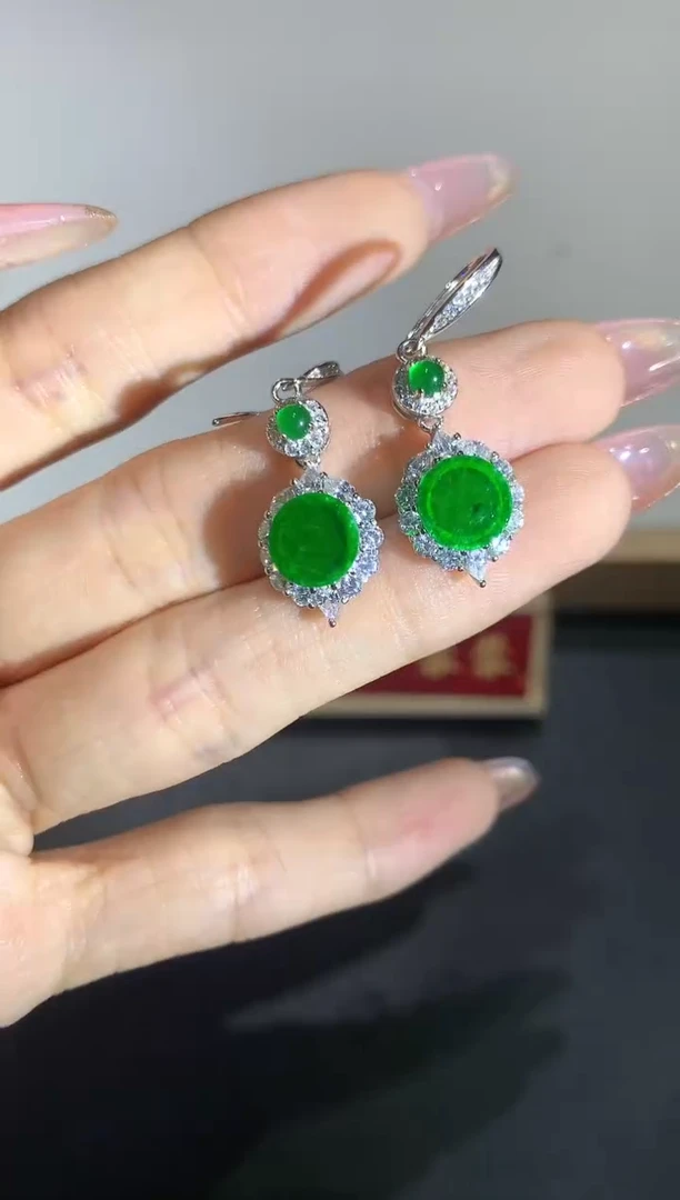 【闪购商品】翡翠吊坠(不含链)银S925镶嵌29多人多样性随机发货1件