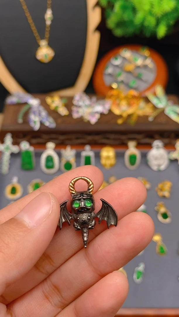 【闪购商品】翡翠吊坠(不含链)银S925镶嵌小恶魔
