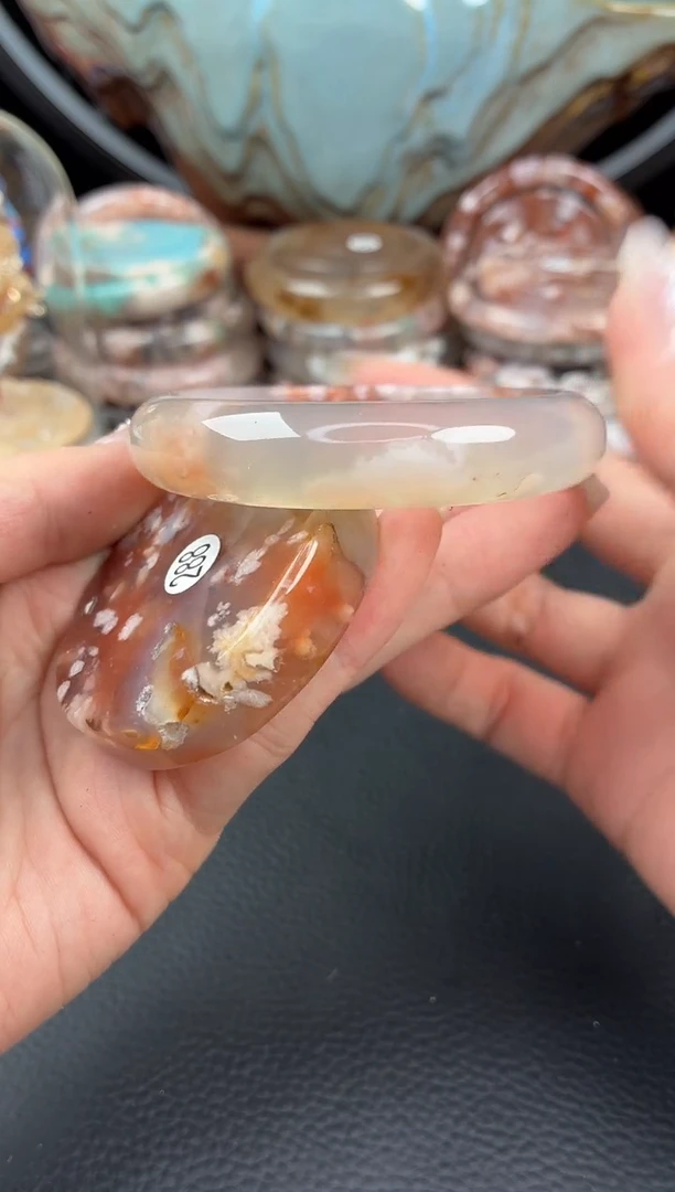 石英质玉手镯（圆镯）未镶嵌55