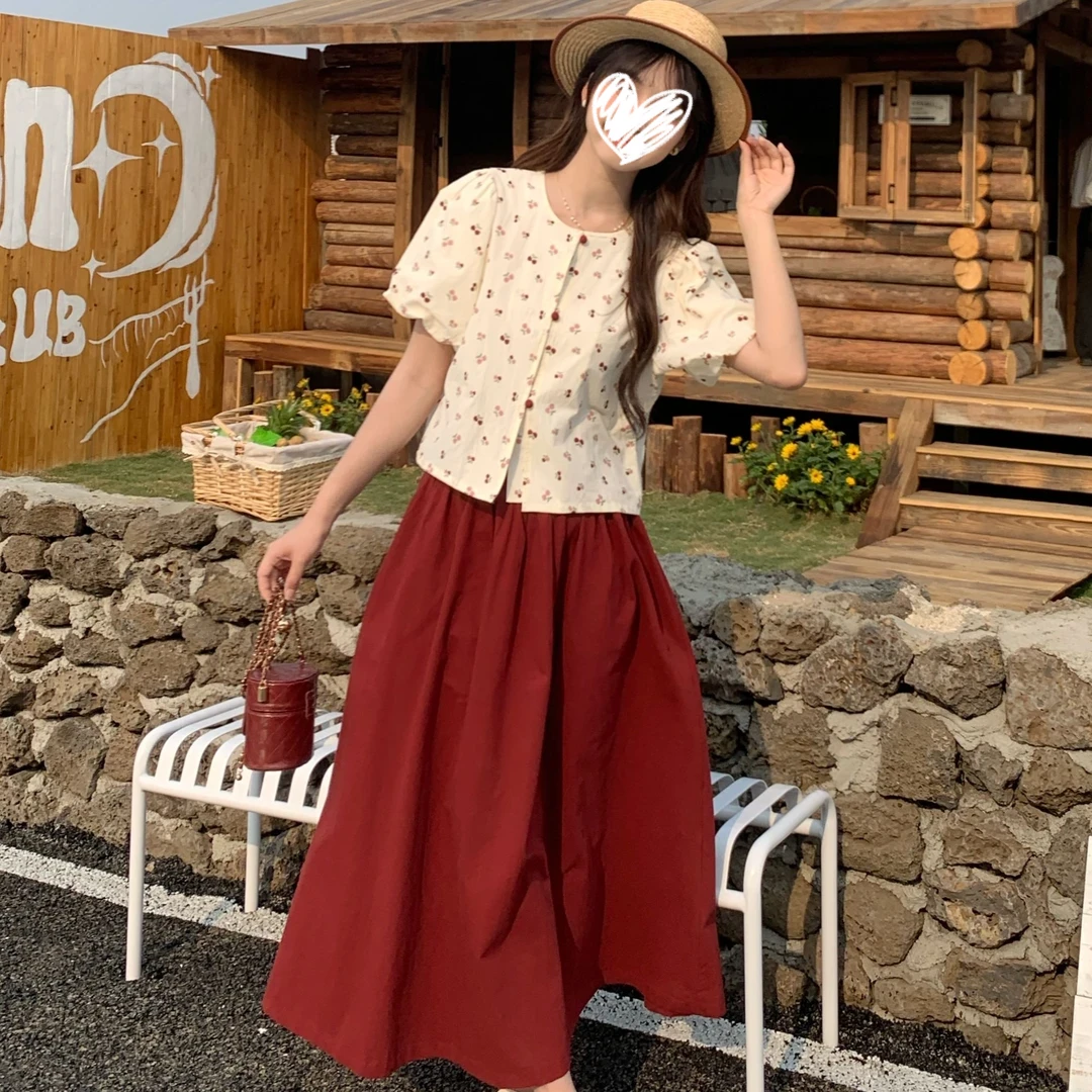 法式碎花衬衫搭配纯色宽松显瘦半身裙两件套女2025夏季新款9486
