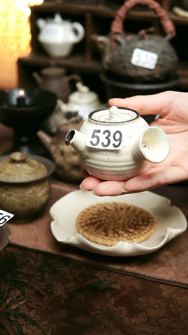 紫砂全手工粉引茶壶满容100毫升