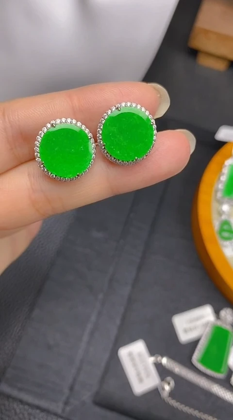 翡翠银S925镶嵌耳饰圆牌