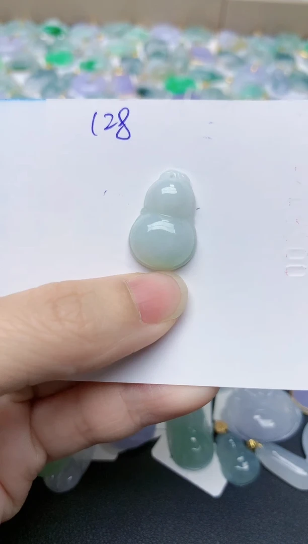 【闪购商品】翡翠颈饰未镶嵌天然翡翠A货