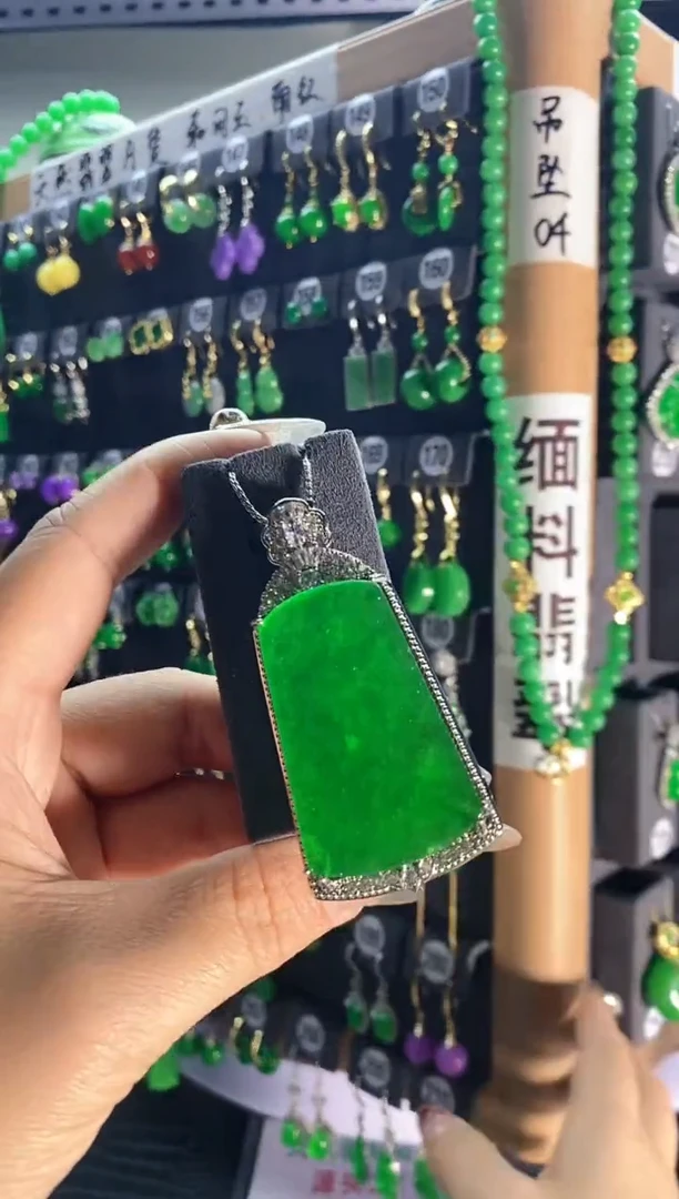 【闪购商品】翡翠颈饰银S925镶嵌227..