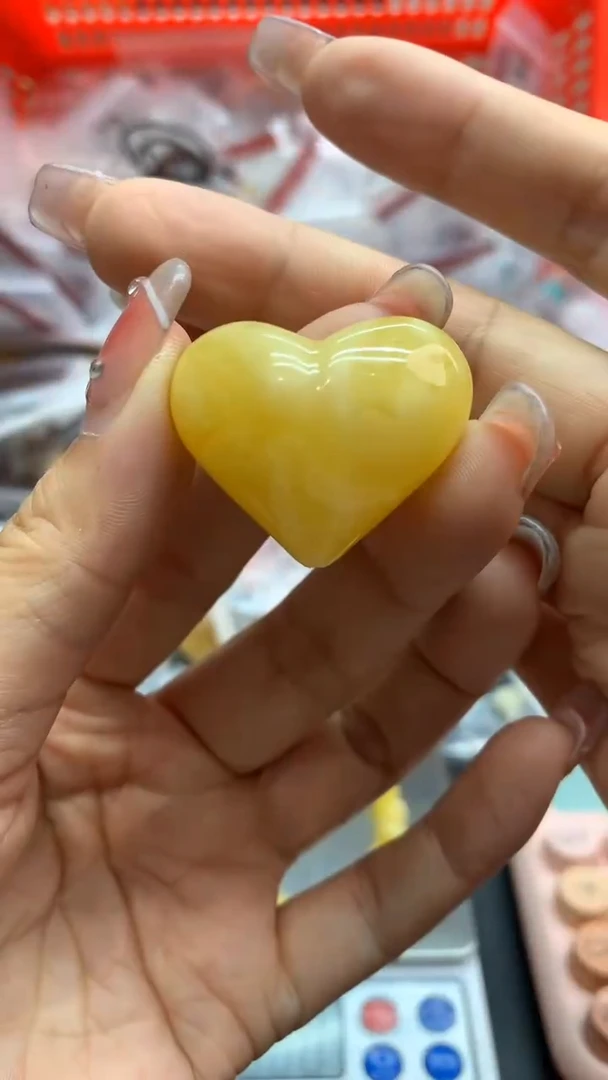 未镶嵌琥珀珠宝奇石2348