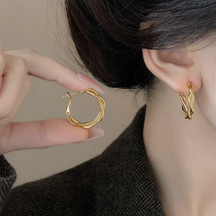 铜合金耳饰 轻奢时尚气质简约百搭个性小众精致耳环耳圈女N4156
