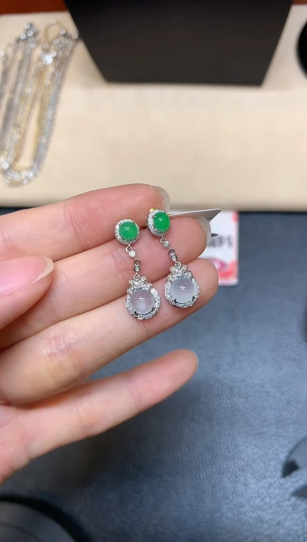 【闪购商品】翡翠耳饰18K金镶嵌【无鉴赏期