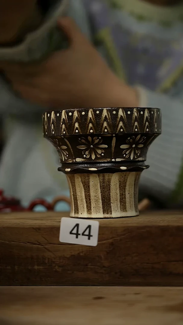 【闪购商品】瓷片新品！设计师款手绘/咖啡杯 听歌